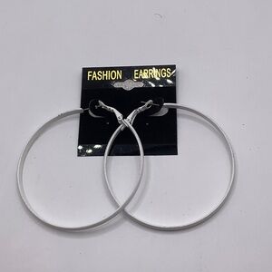Fashion Jewelry Elegant Silver Hoop Earrings